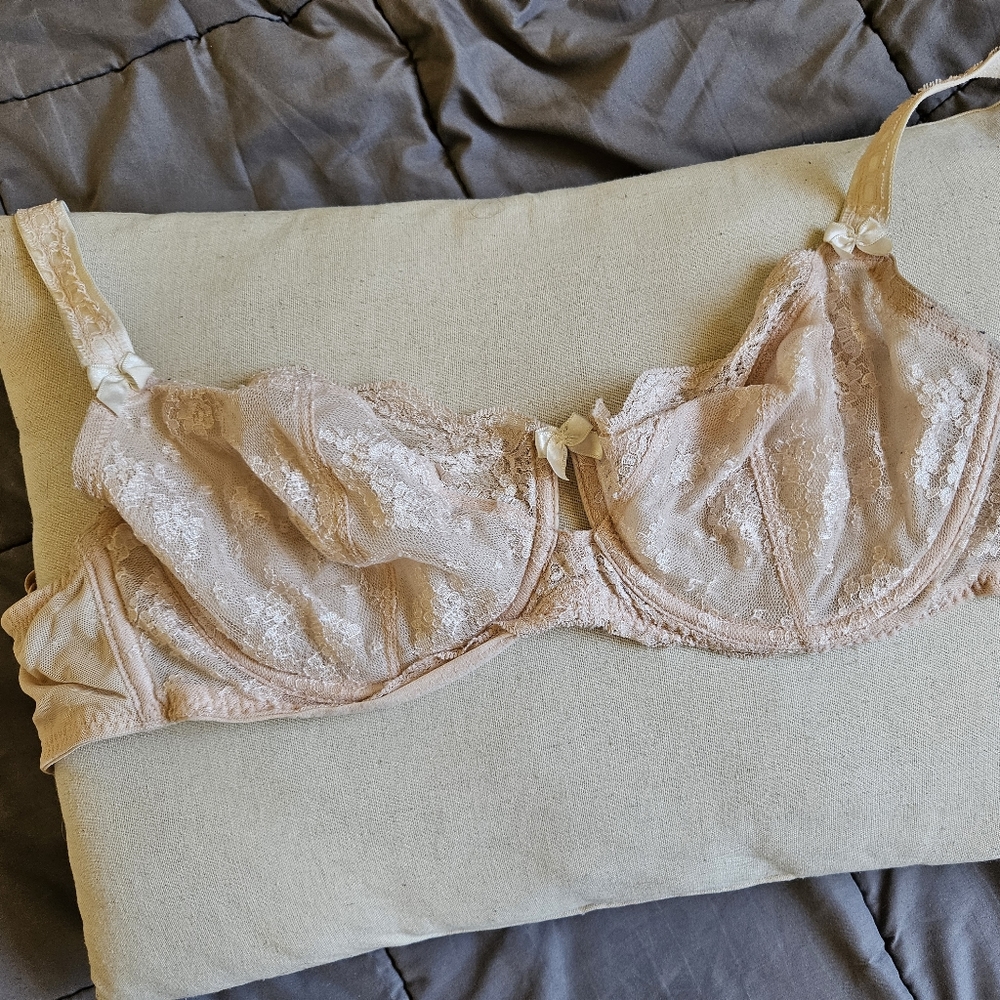 Paramour 34DD balconette bra, beige